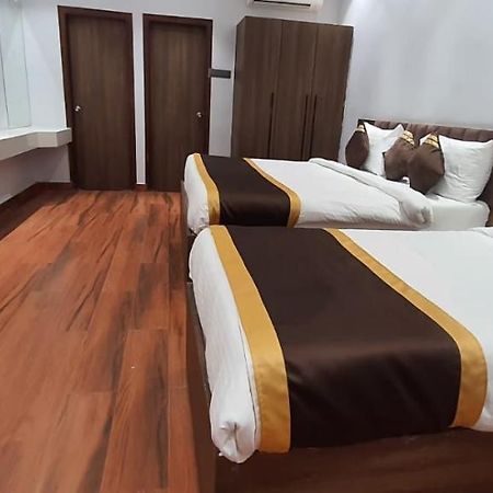 Hotel Citrus Лакхнау Екстер'єр фото